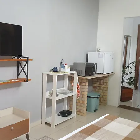 Suíte 77 privativa , há 11km da vila germânica-2